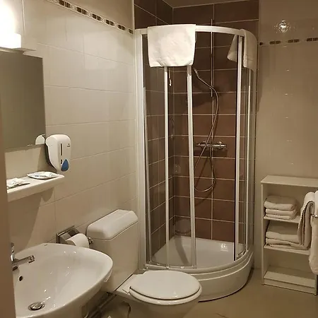 Hotel De L'europe 3*